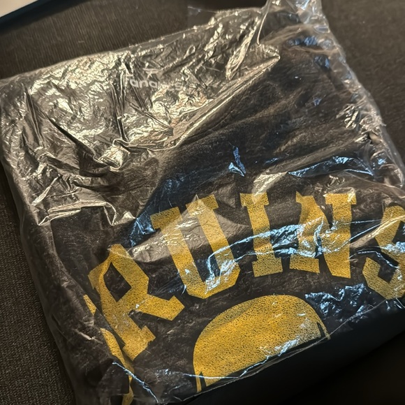 Fanatics | Bruins/Star Wars Empire T-shirt Kids Medium - Picture 2 of 2